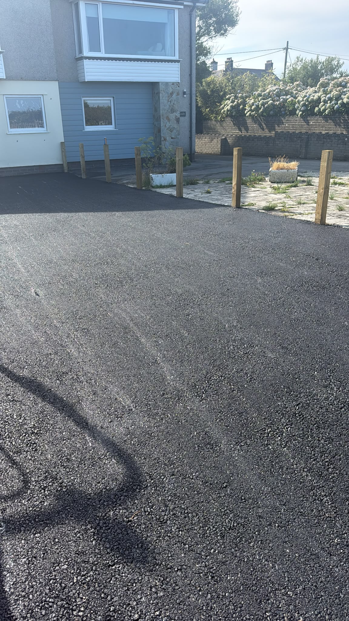 Completed tarmac driveway Porthmadog
